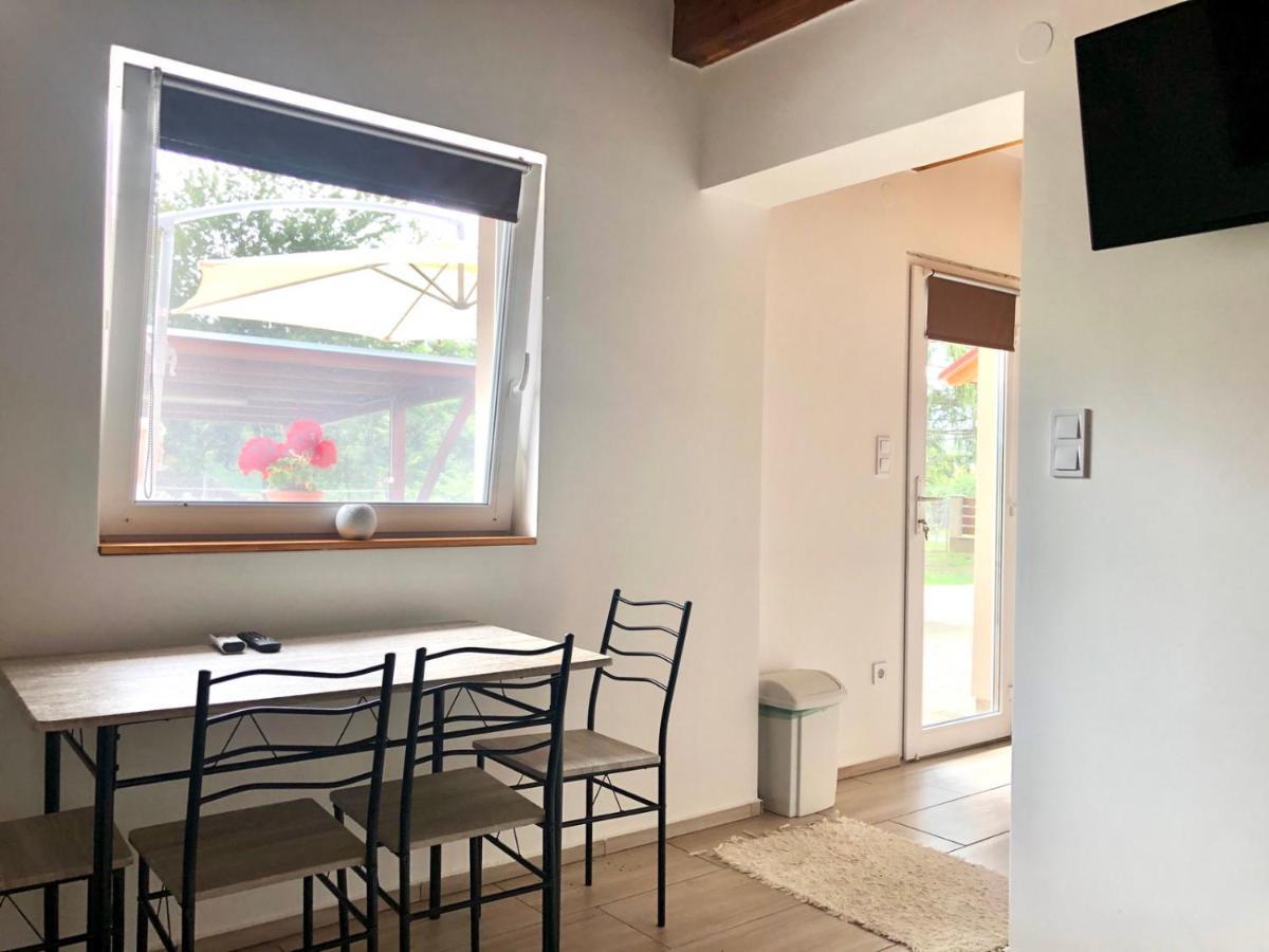 Lena Vendeghaz Otel Balatonberény Dış mekan fotoğraf