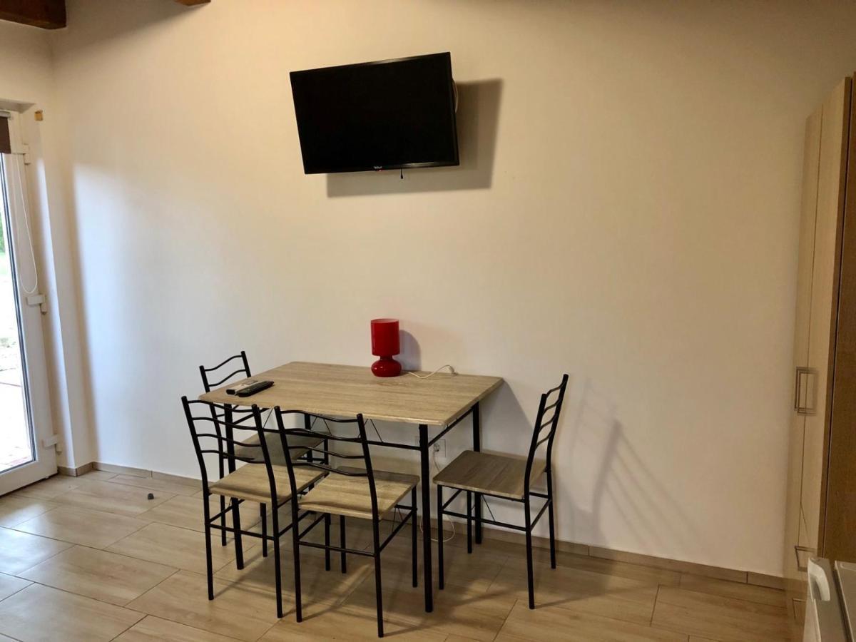 Lena Vendeghaz Otel Balatonberény Dış mekan fotoğraf