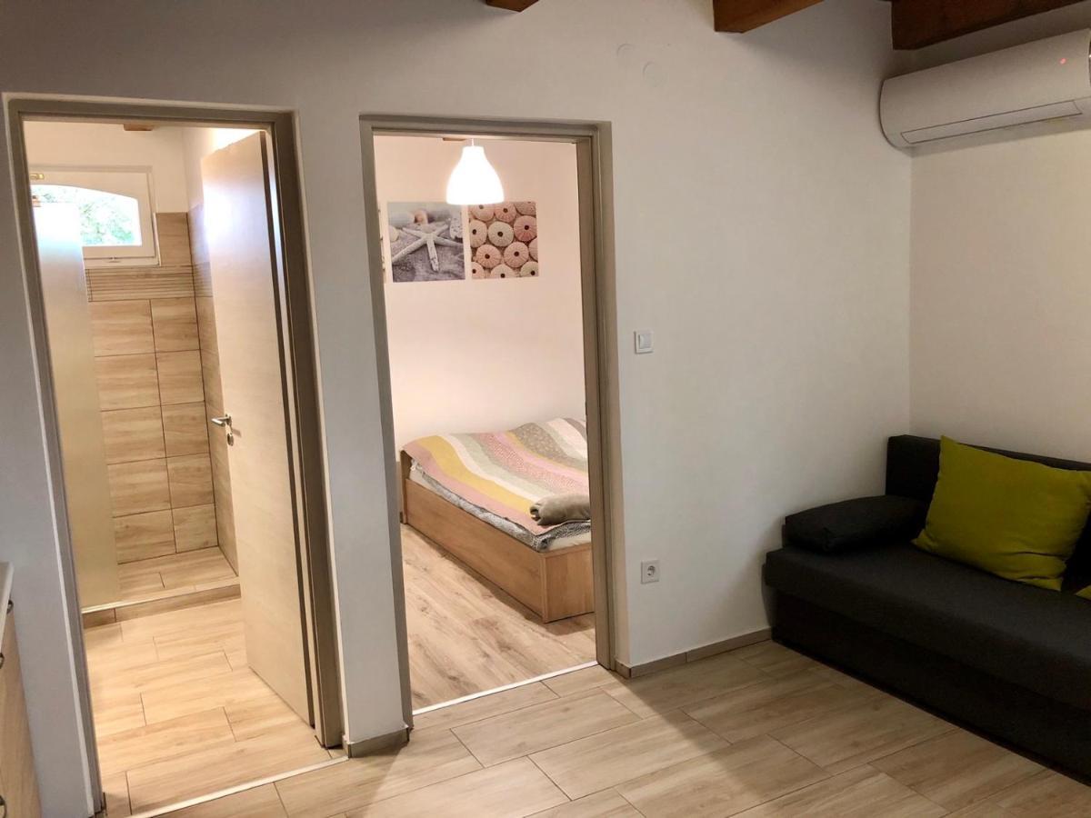 Lena Vendeghaz Otel Balatonberény Dış mekan fotoğraf
